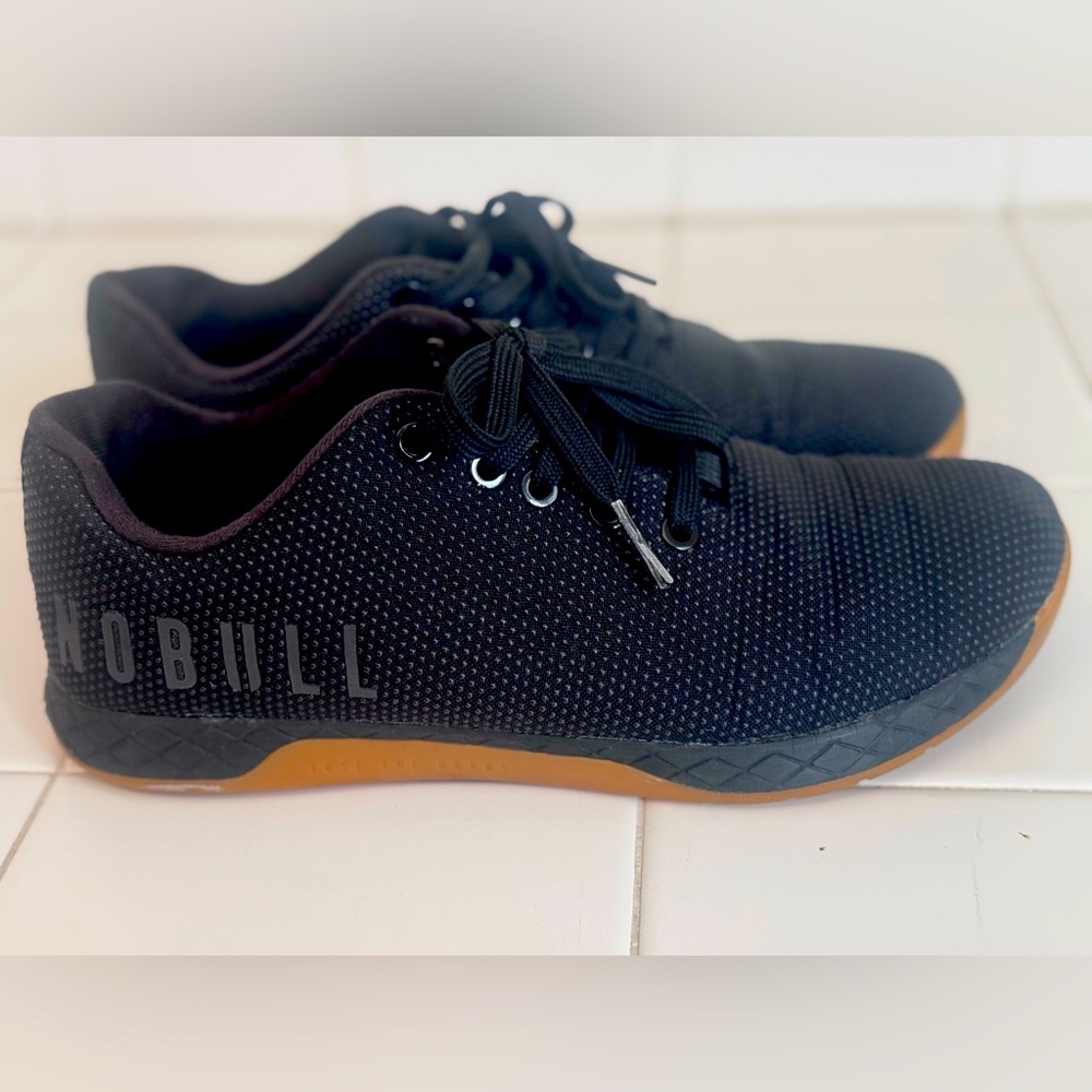 NOBULL just for horns, size 9.5